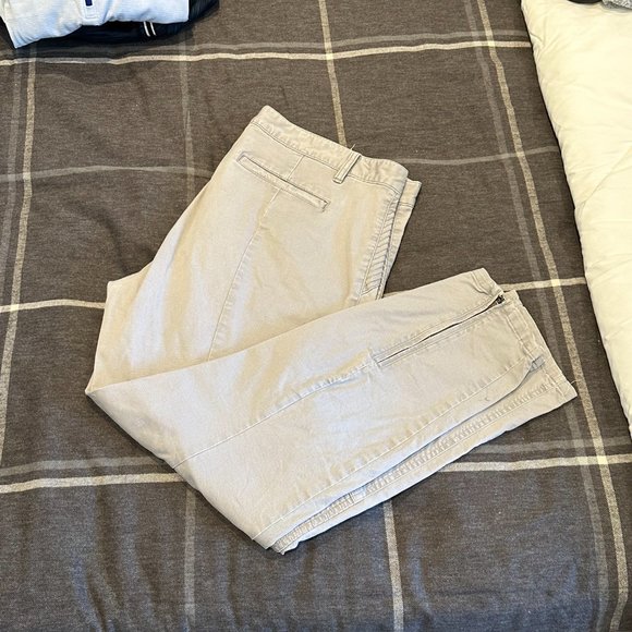 GAP Moto Style Light Grey Khakis - Picture 5 of 5